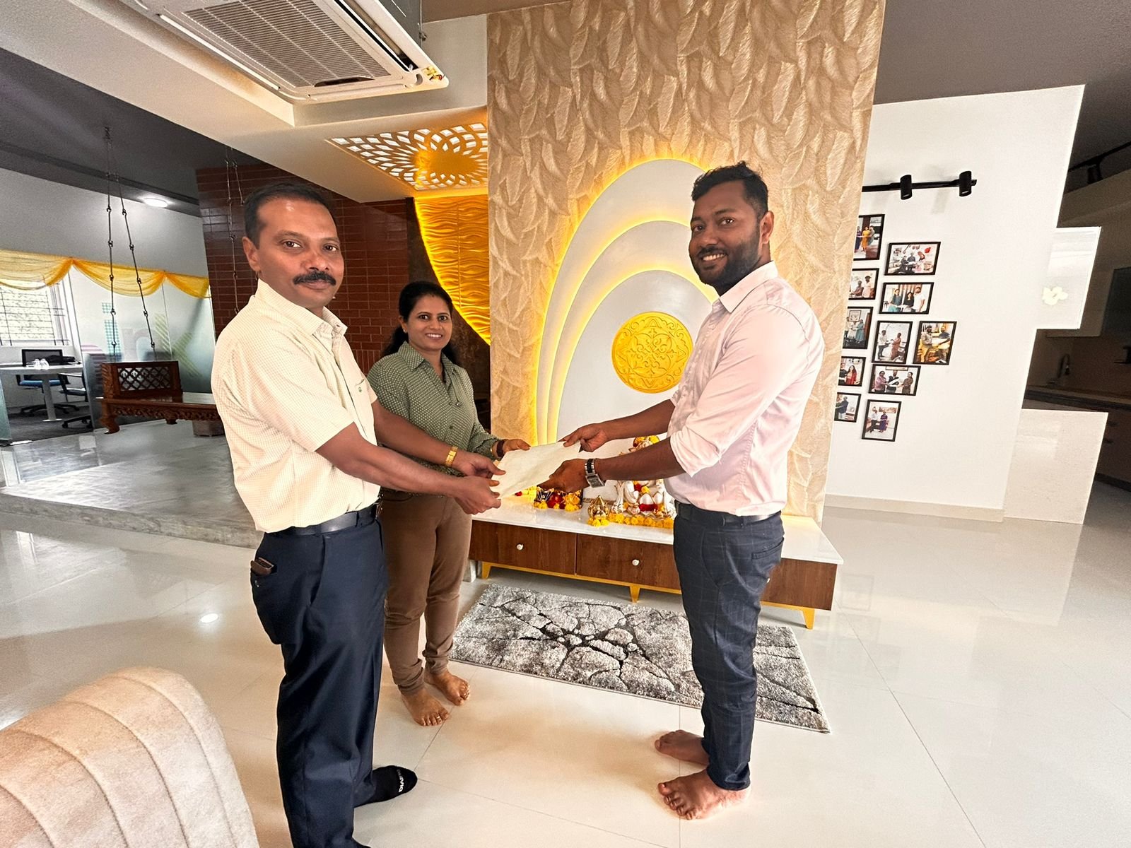 Client receiving home keys